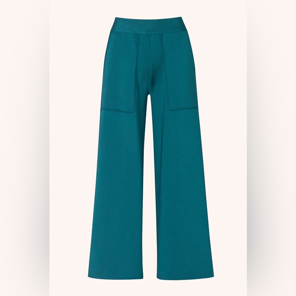 Knitted pants with front pockets